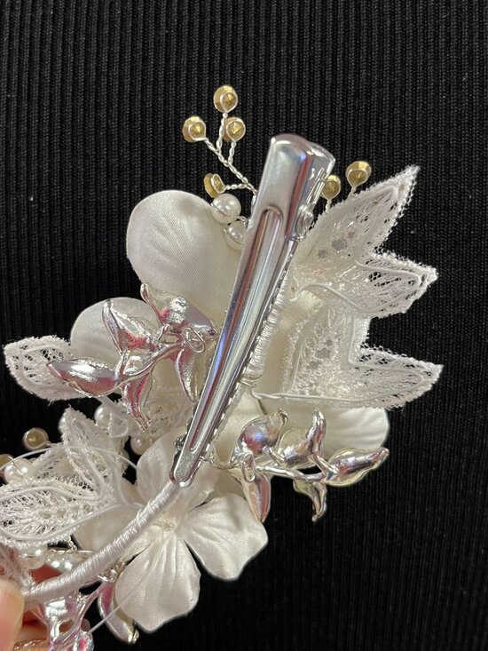 Bridal Hair Clip Le Crystal 4617 Silver/Ivory NWT